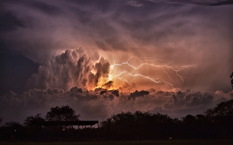 ​Lightning storm captured by Patrick Karena in the build up.